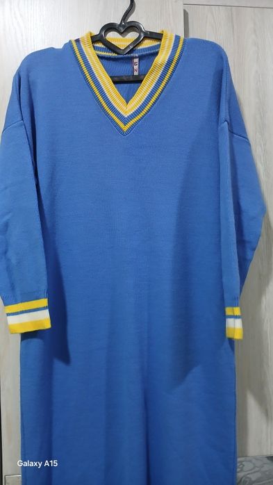 Платья вязаный синий