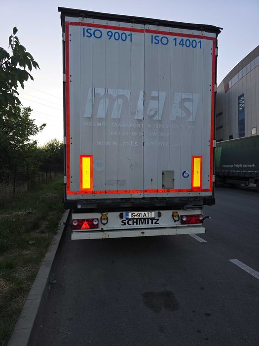 Semiremorca schmitz