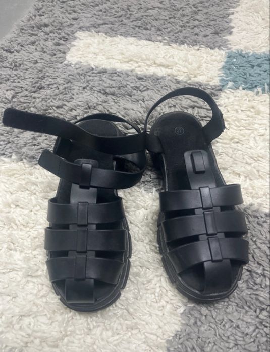 Sandale fete  marimea 33