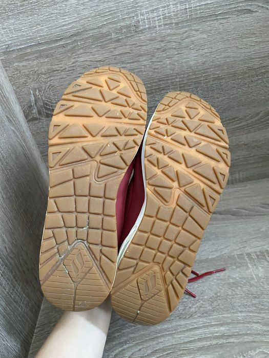 Adidaşi/sneakers Skechers de toamnă-iarnă+cadou