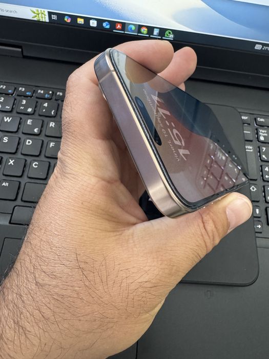 Iphone 16 Pro Gold 128GB 20 cicluri