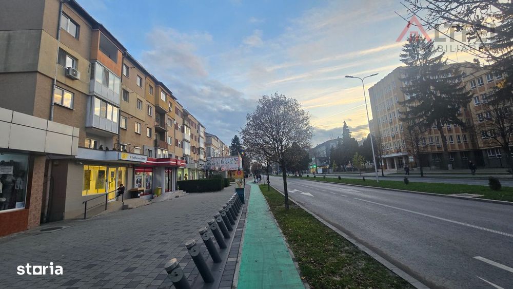 COMISION 0! Apartament 2 camere etaj 2 cu balcon Liceul Militar