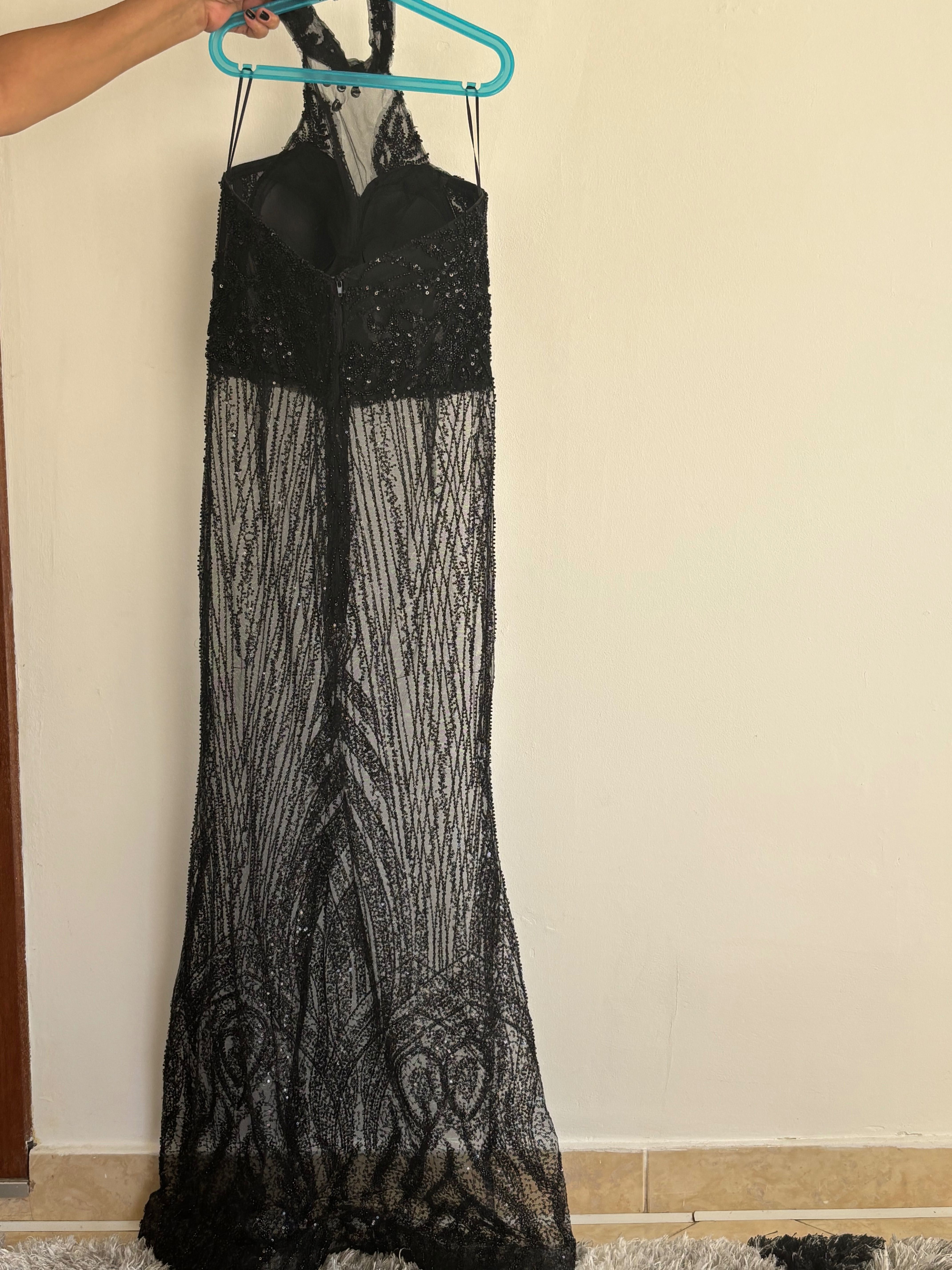 Rochie de nașa din dantelă cu pietre și paiete cusută manual