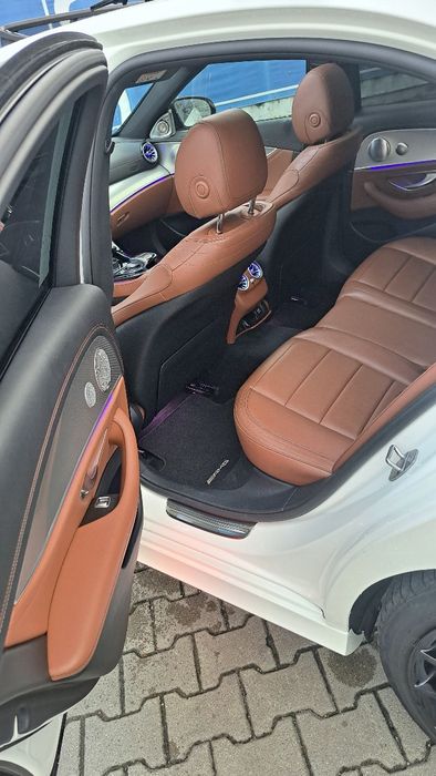 Mercedes-Benz e350/AMG/W213/burnmester/panoramic/pret fix/ nu negociez