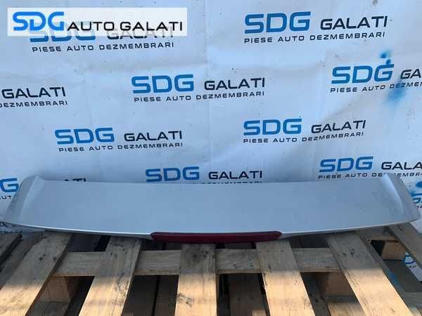 Eleron cu Stop Lampa Tripla Centrala Aditionala Hayon Haion Portbagaj Ford Focus 2 Hatchback Facelift FL 2007 - 2010 Cod 8M51-A44210-A 8M51A44210A