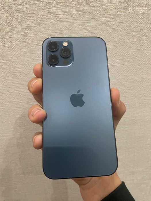 Айфон 12 про в отличном состоянии