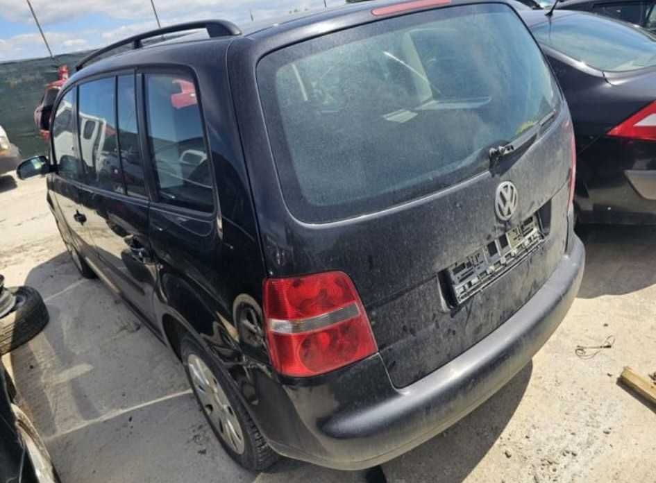 Capota/Bara/Usi/Oglinzi/Dezmembrez/Haion/Trager/Aripi/ VW Touran