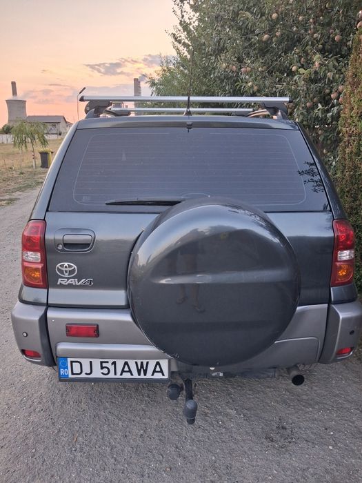 Toyota rav 4 an 2003