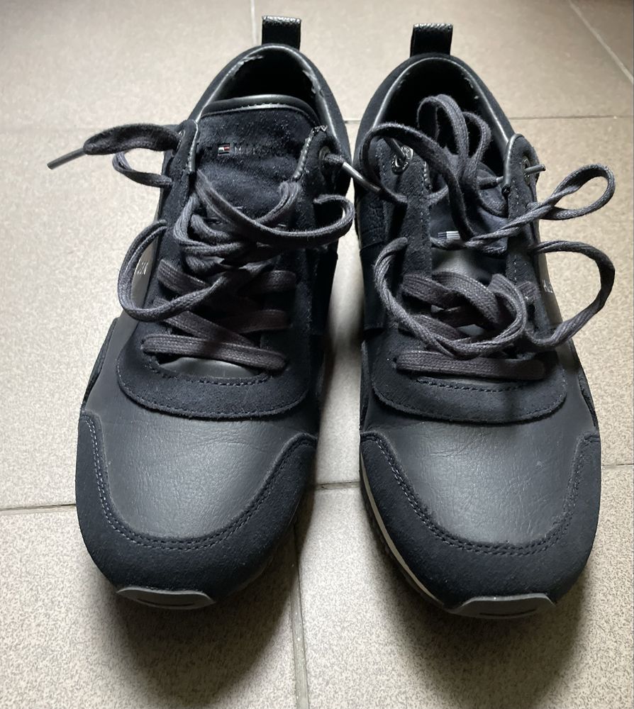 Pantofi sport Tommy Hilfiger Impecabili