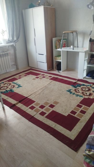 Палас метр девеносто на два девеносто метров