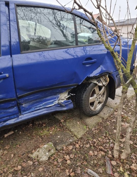 Skoda Octavia 1 avariată 2005 motor ALH 1,9 TDI