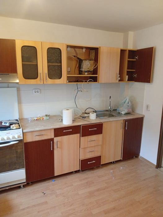 vand apartament 2 camere cofort 1 dec zona spiru haret