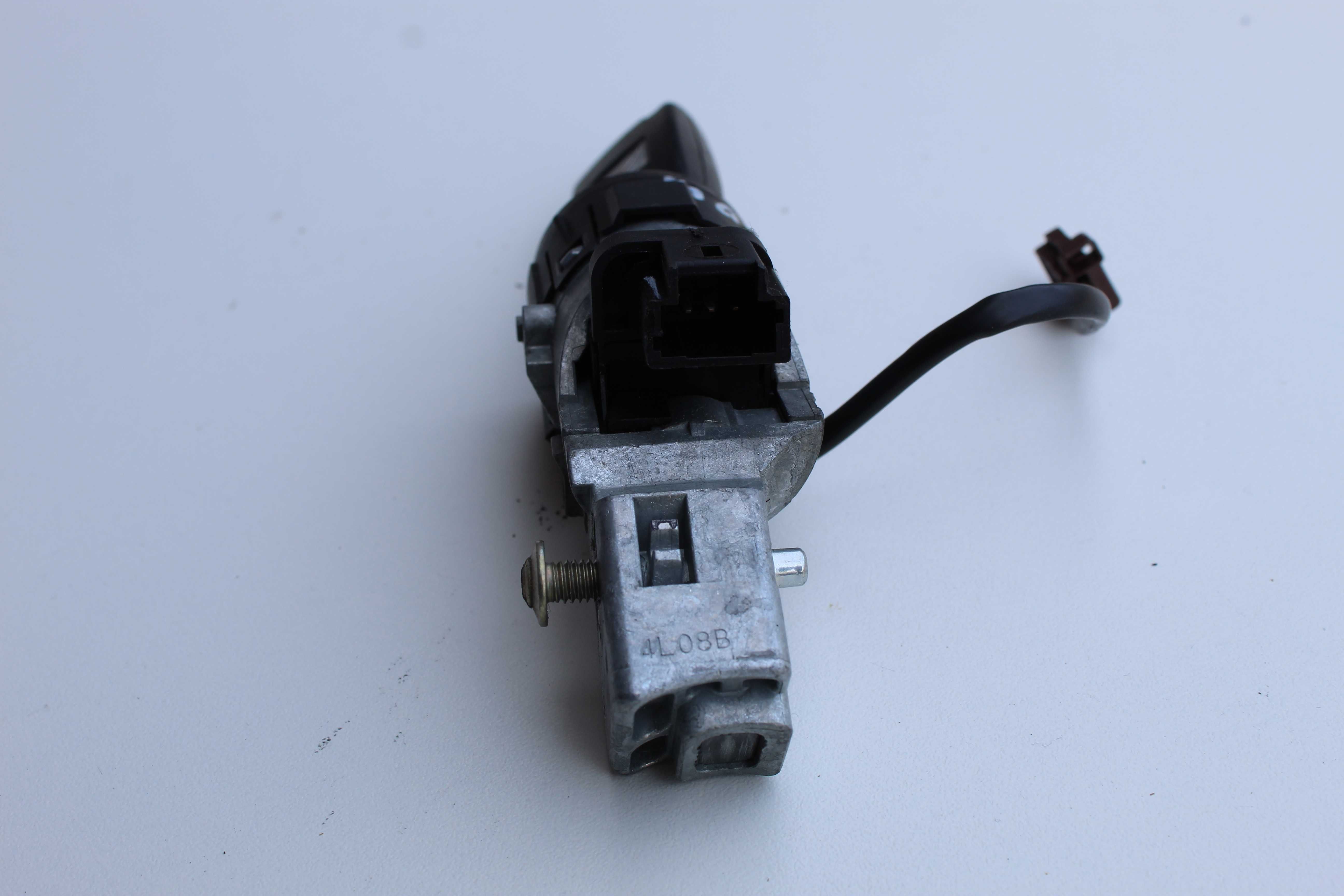Контактен ключ Ситроен ц4 хечбек купе 2(3)врати 04г Citroen c4 2004