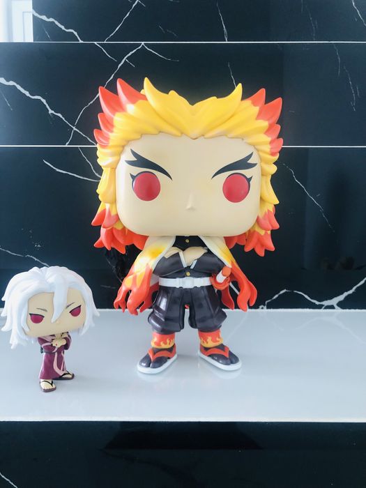 Figurină Funko POP! Demon Slayer Rengoku Kyojuro Mare!