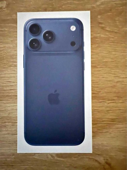 Apple iPhone 17 Pro, 512GB Deep Blue Sigilat Garantie Factura eMag
