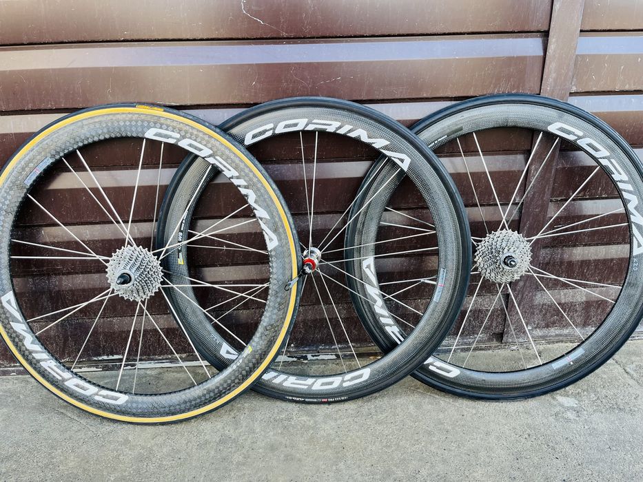 Шоссейные колесы CORIMA