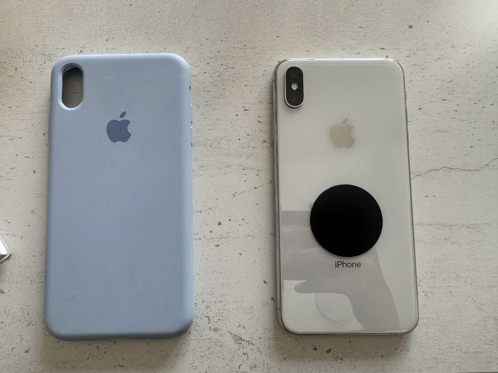iPhone XS 64 ГБ Б/У — работает отлично