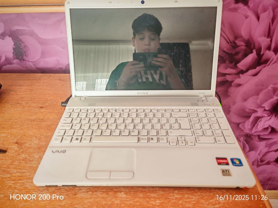 Vând laptop Sony