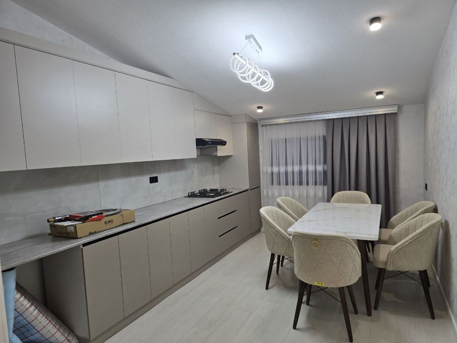 Продается 4х комнатная квартира