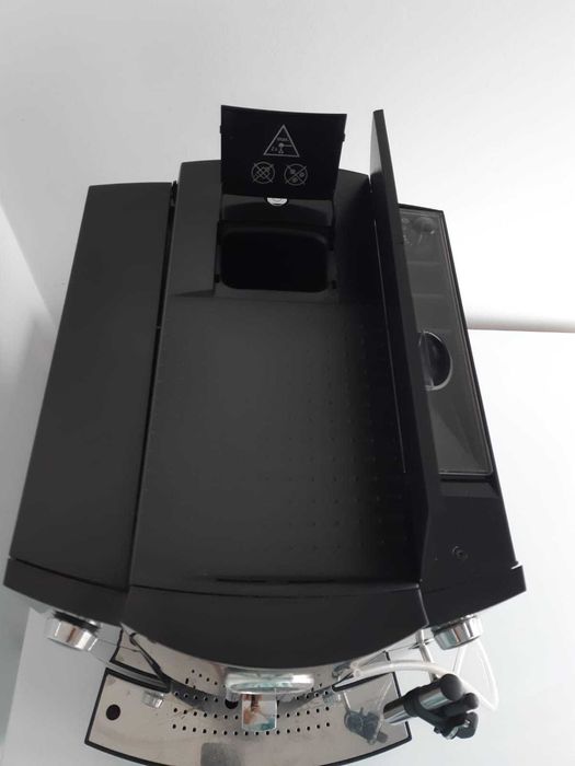 Espressor automat JURA IMPRESSA C60