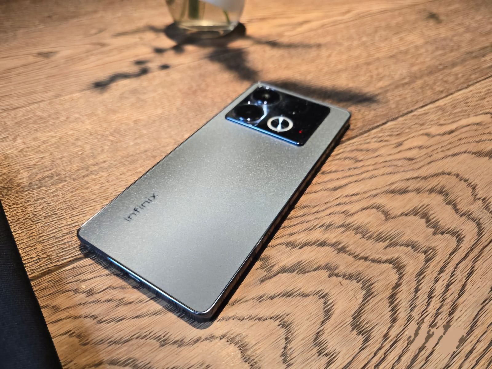 Смартфон Infinix NOTE 40