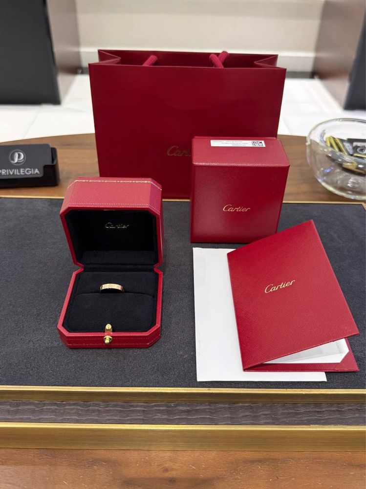 NEW Кольцо Cartier Love Small Model B40852 RG