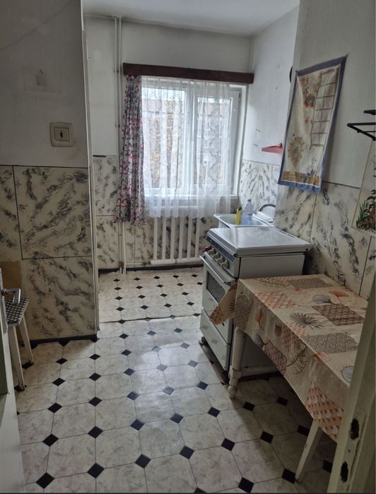 Apartament cu doua camere , zona Rogerius