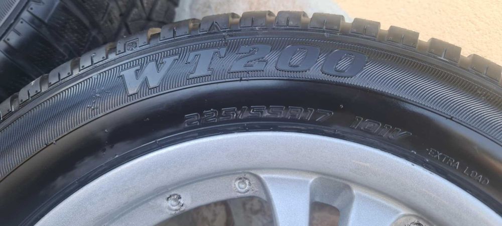 Зимни гуми 225/55/17  Джанти 17/7J  114мм /5