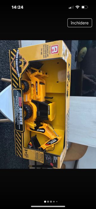 Excavator cu telecomanda