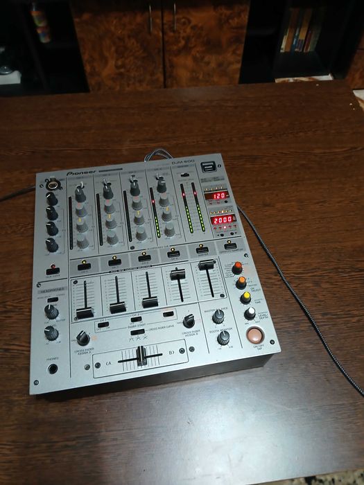 Mixer Pionner djm 600 (dynacord,yamaha )