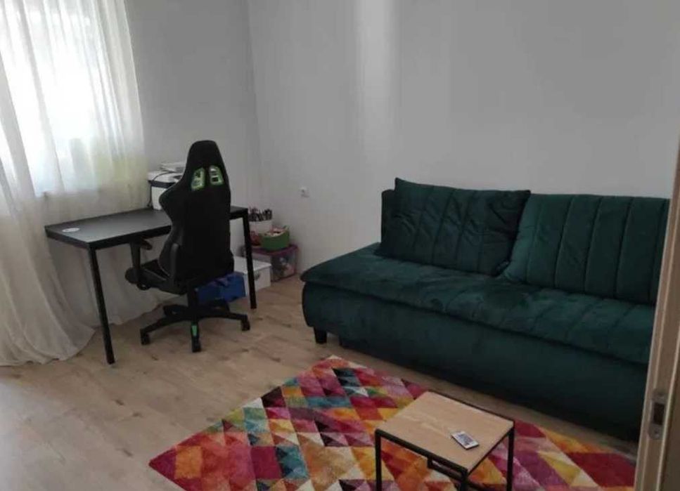 Дава се под наем Четиристаен апартамент в Пловдив, Гагарин - 120 кв.м за 306 € - Снимка #3