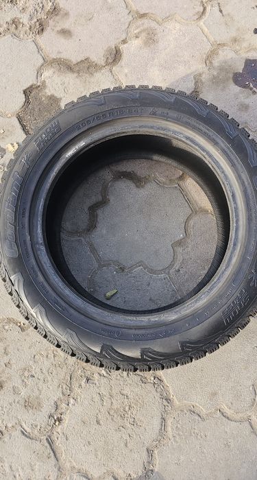 Продам шины  в хорошем состоянии