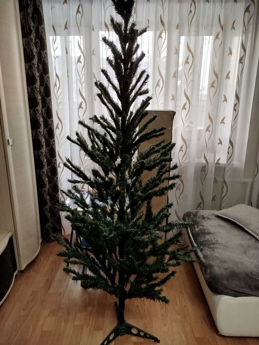 Ель искусственная