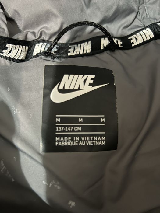 Яке на Nike 137-147