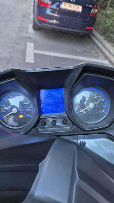 Scuter Kymco Downtown 350i ABS