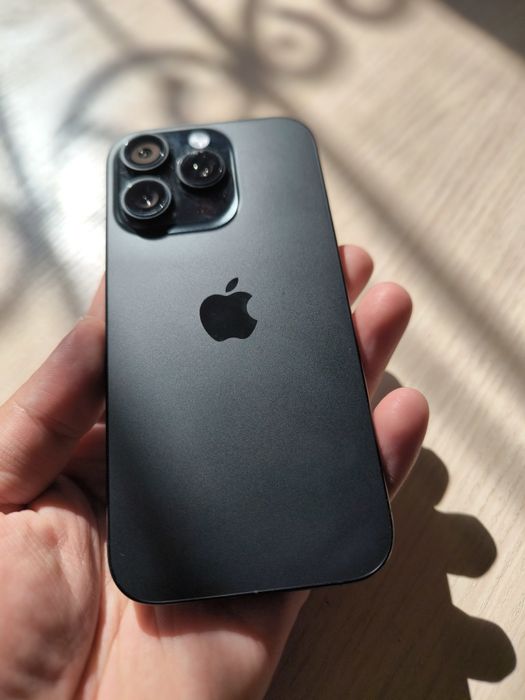 Iphone 16 PRO 128GB акб 100% 1 месяц
