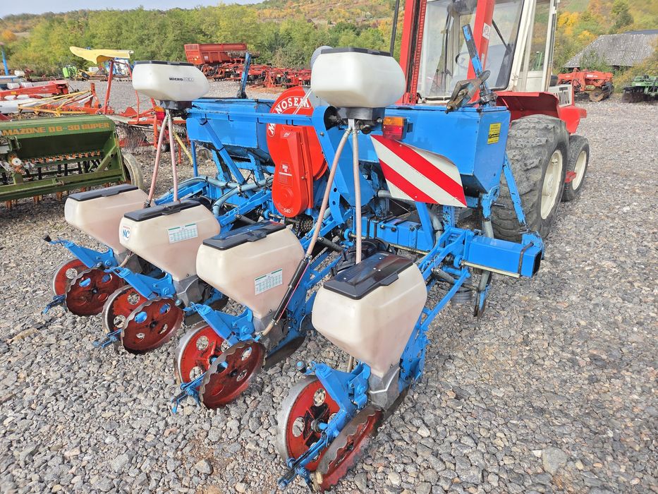 Semanatoare Porumb Monosem NC 4 sire