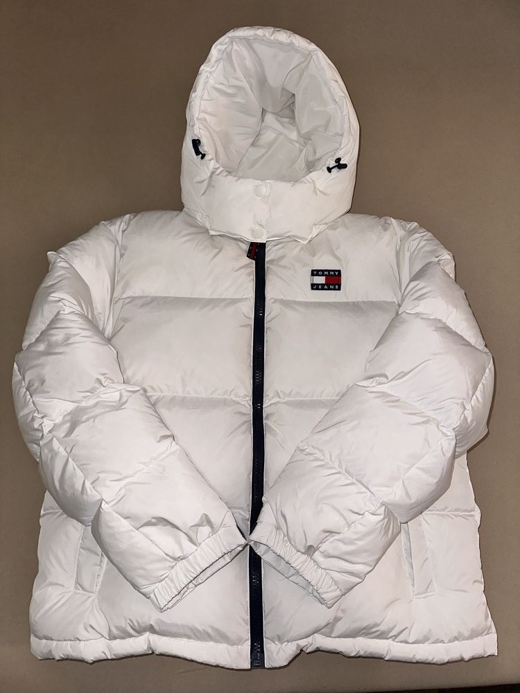 Geaca cu puf Tommy Jeans The Alaska Puffer