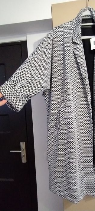 Pardesiu dama  elegant