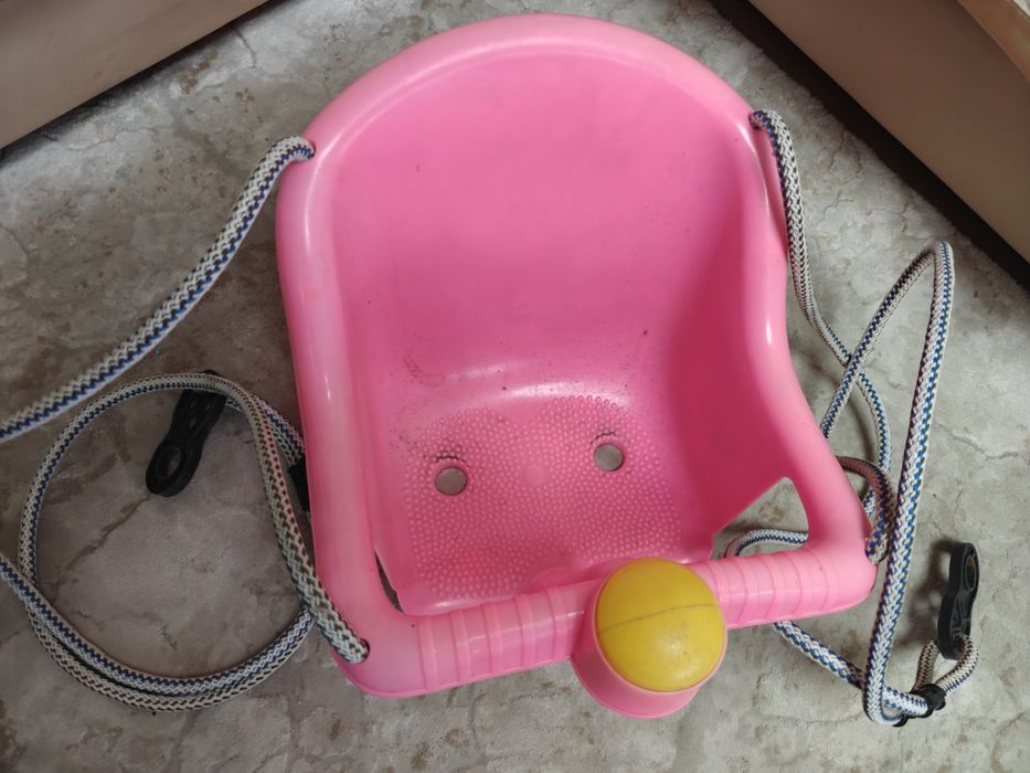 Leagă de copiii exterior