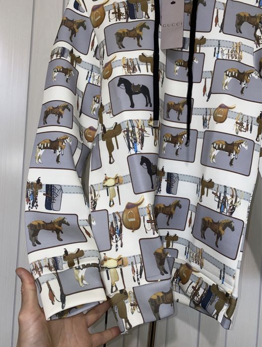 Gucci - мъжка блуза с качулка