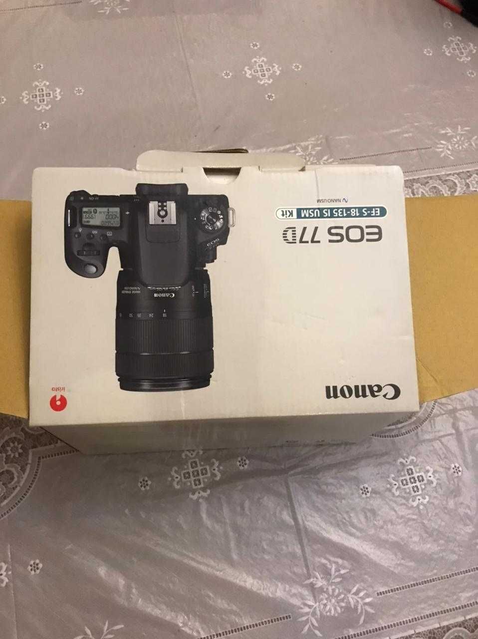 Продам. Камера Canon EOS 77D