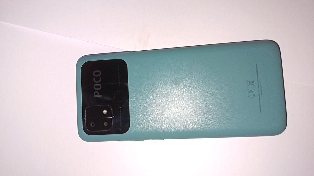 POCO C40 4/64 телефон