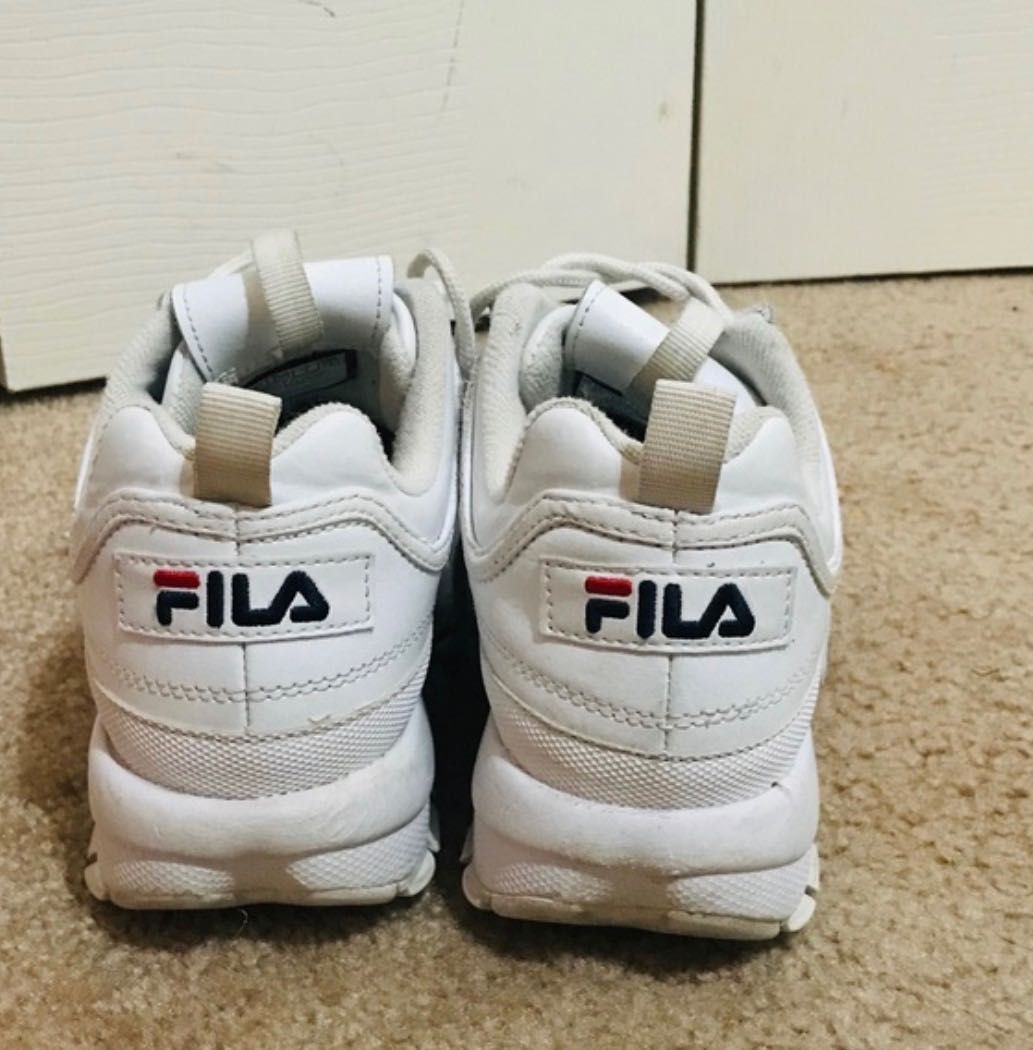 Fila обувь женская белая с большой подошвой размер 39.5