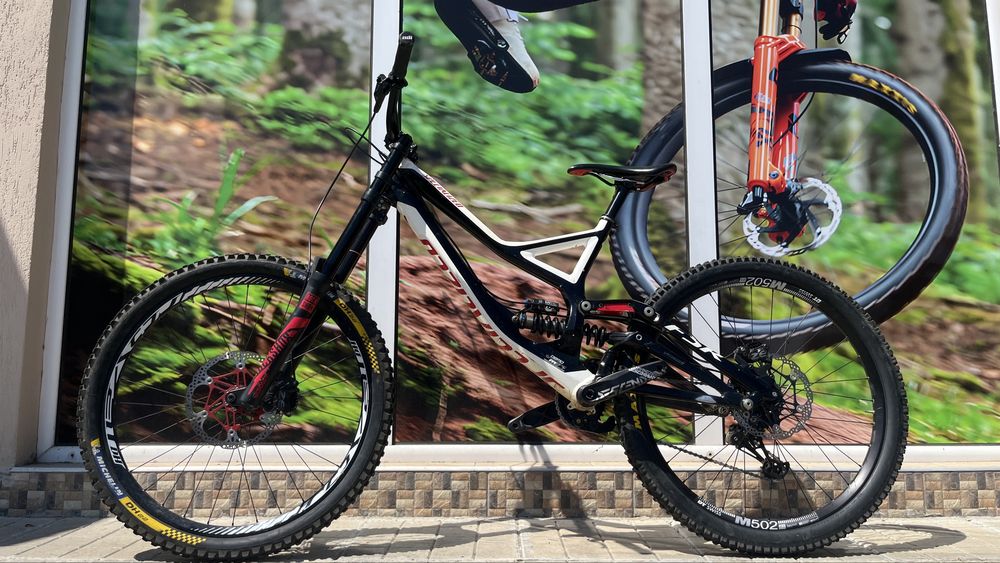 Specialized Demo 8/AL/M/DH