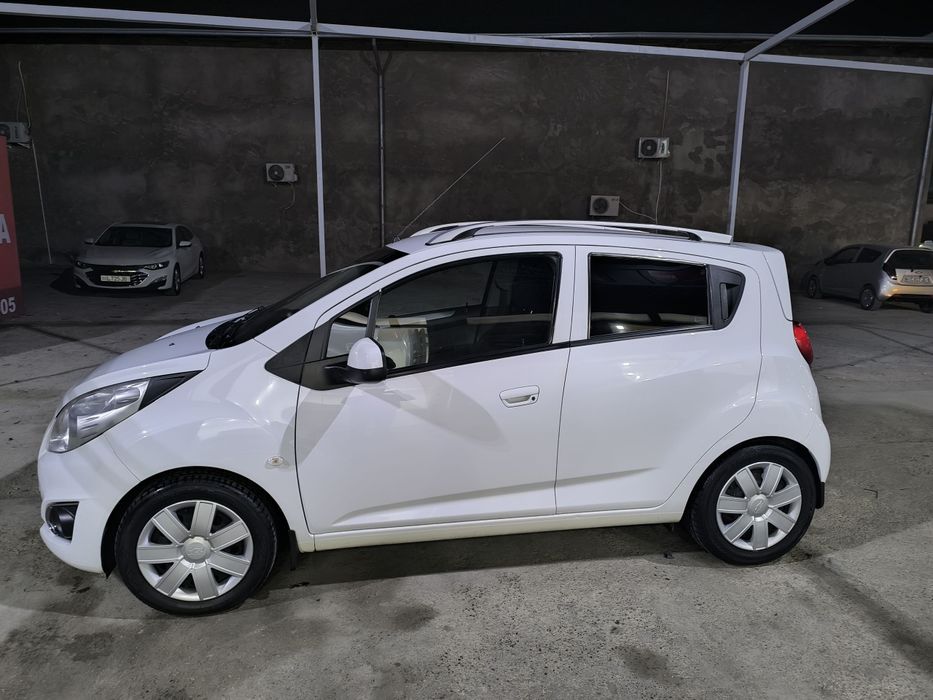 Spark srochni sotiladi