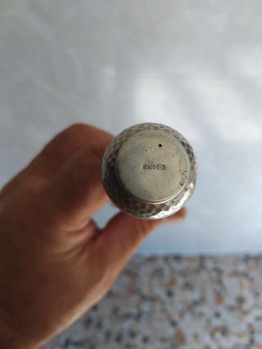 Superbe bastoane cu capul din argint și bronz.