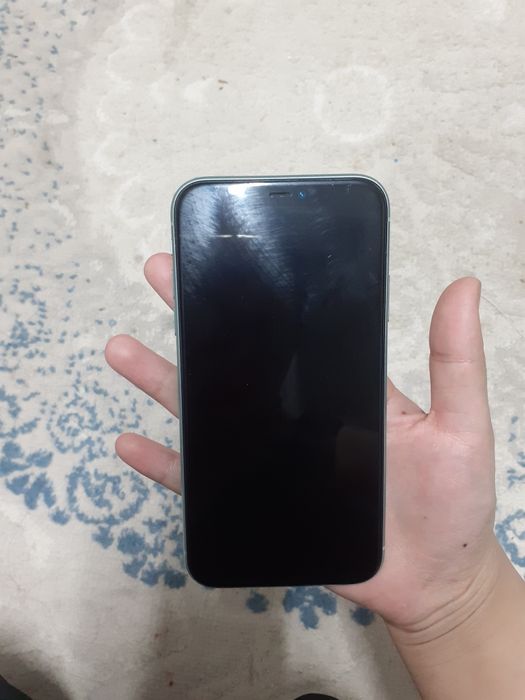 Продаётся Айфон 11