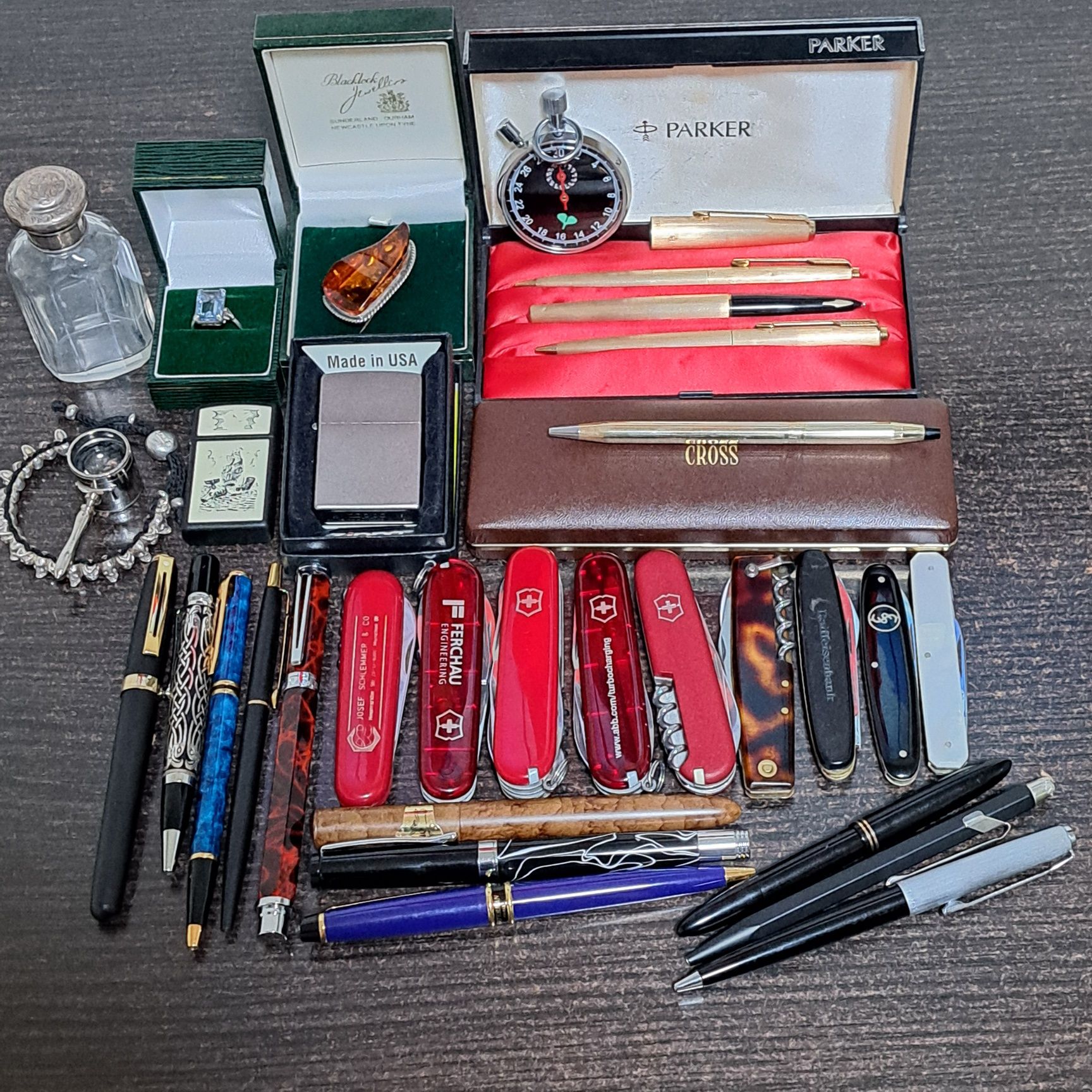 Lot Pixuri ,stilouri ,Argint,bricege ,zippo. Cronometru. Lupa.