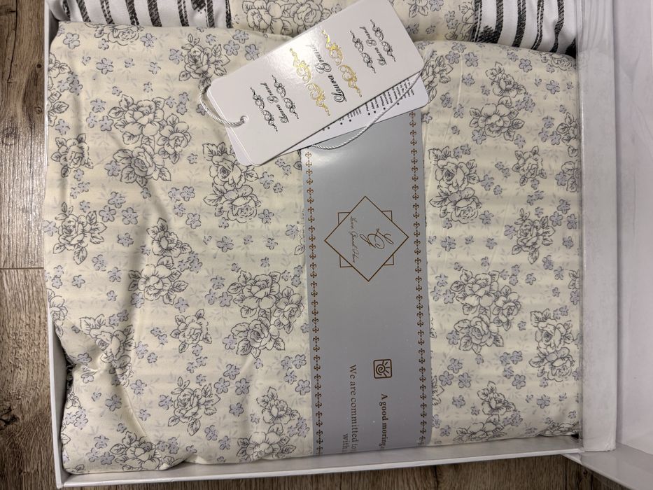 set lenjerie eleganta bumbac